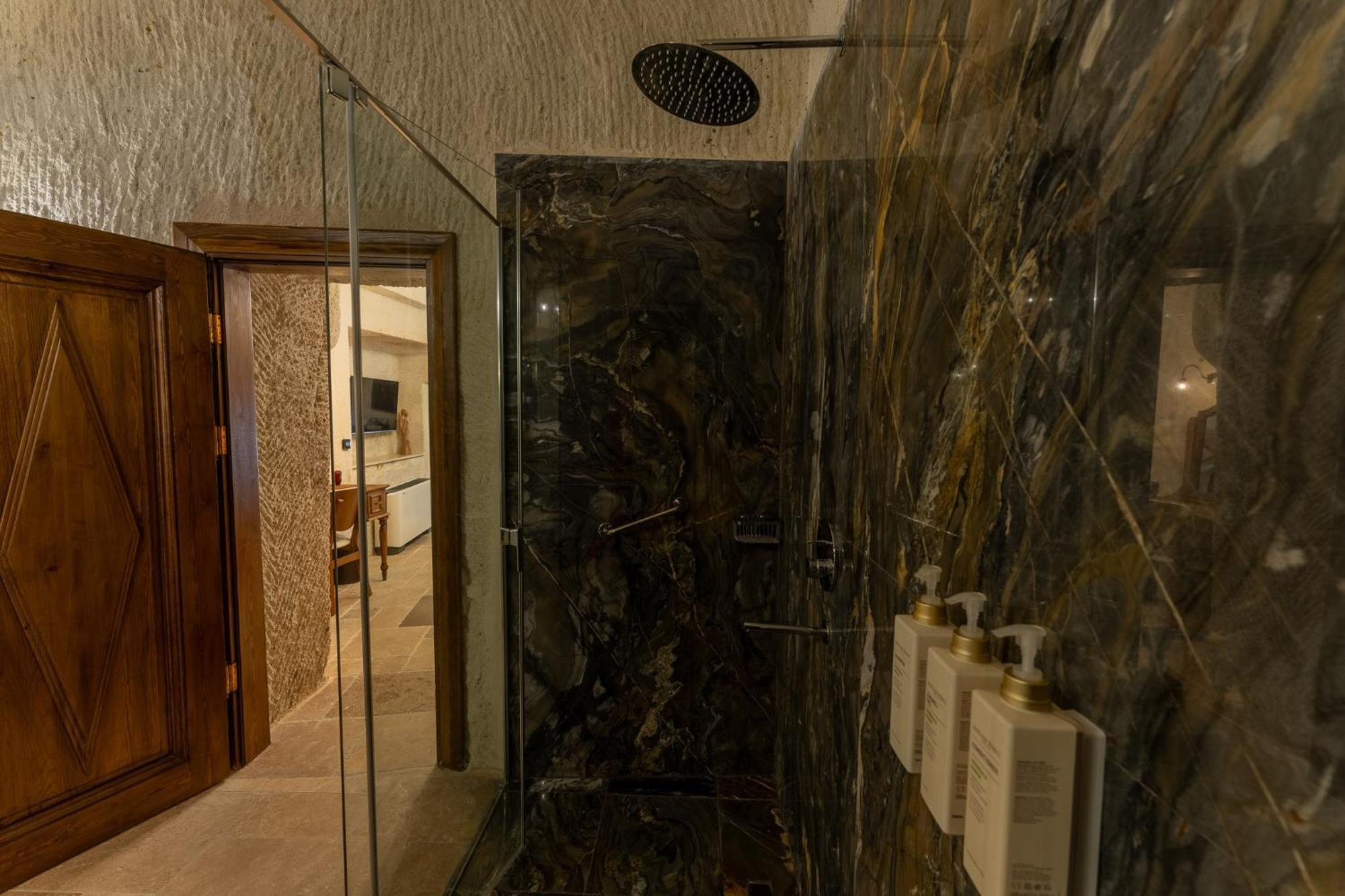 Asmali Konak Cave Suites ウルギュップ エクステリア 写真